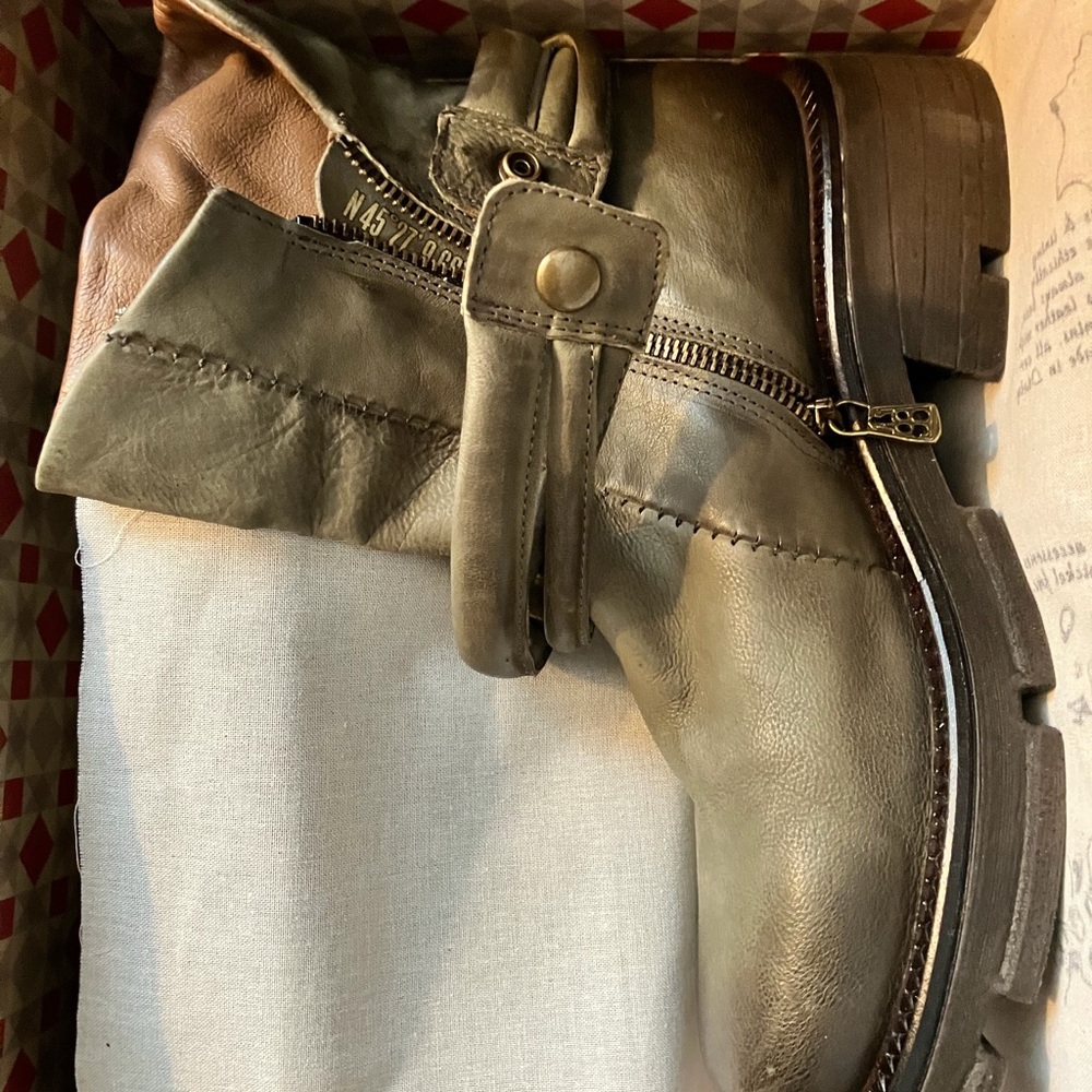 A.S.98 Linder Distressed Green Ankle Boots - Picture 7 of 9